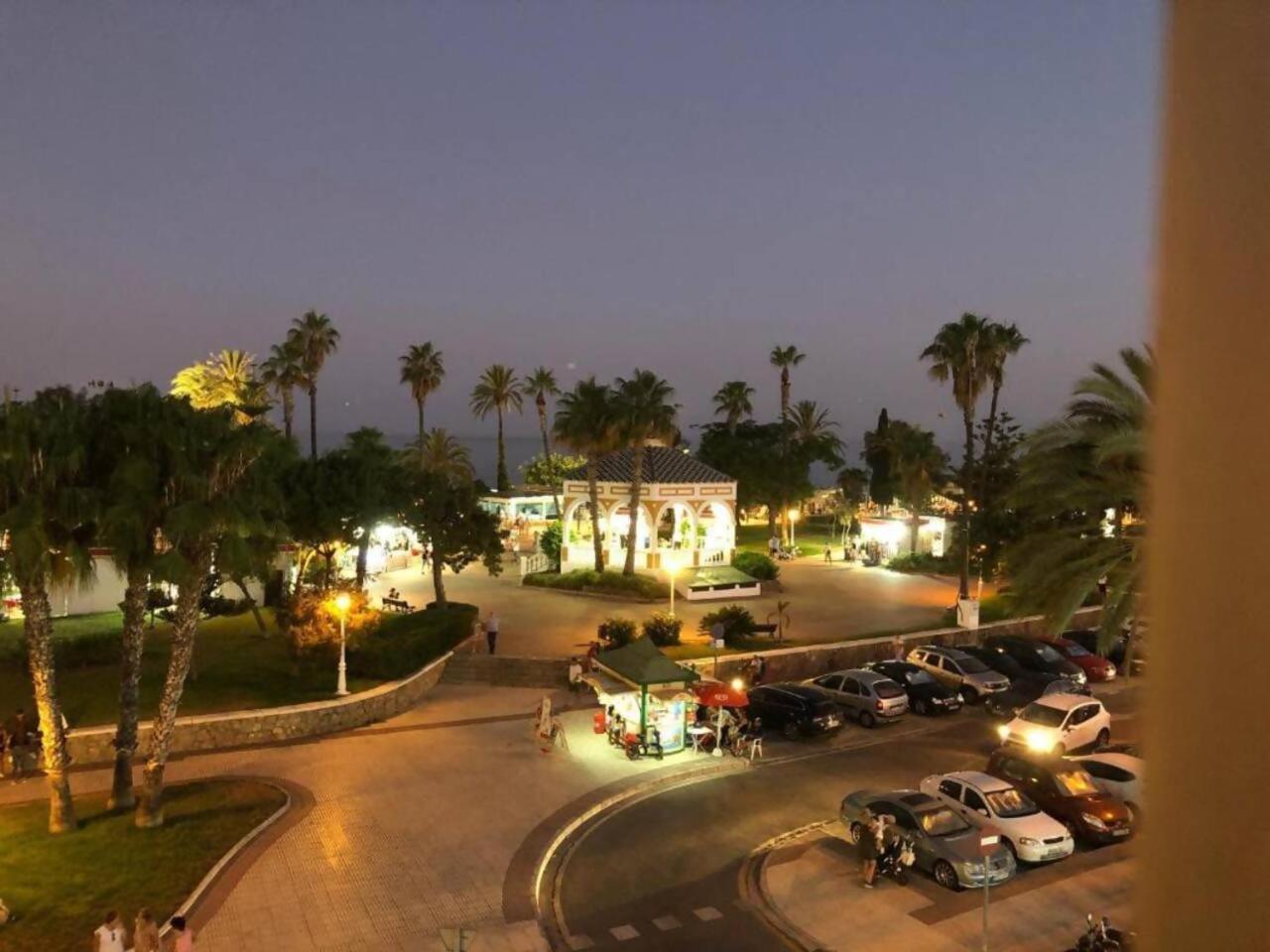 Apartamento El Nido Torre Del Mar Kültér fotó