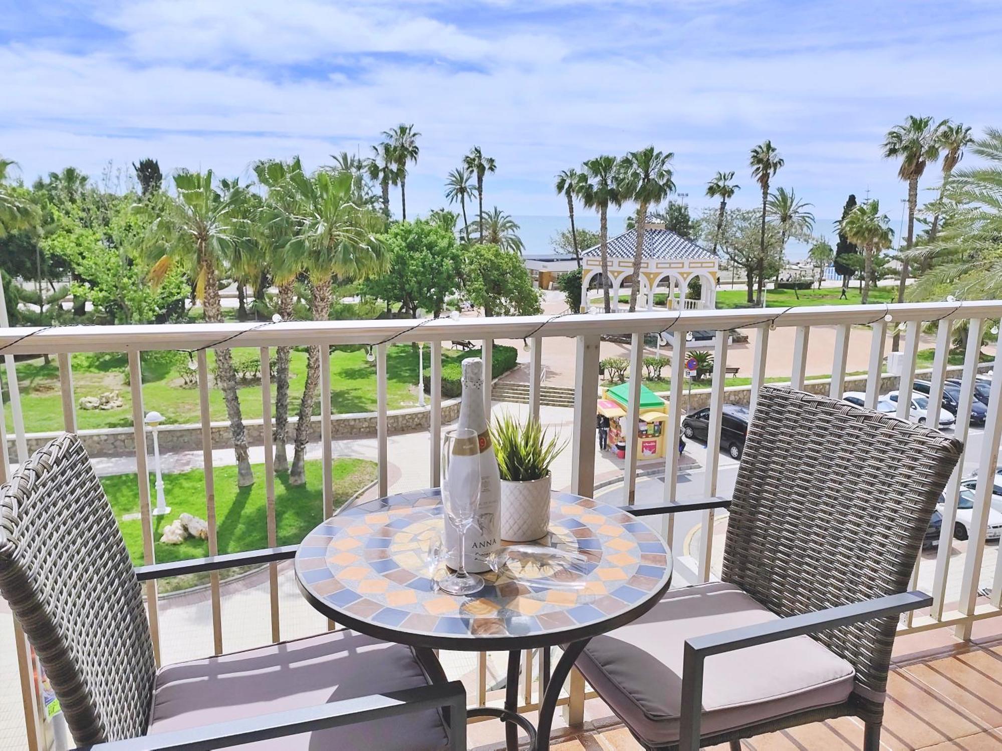 Apartamento El Nido Torre Del Mar Kültér fotó