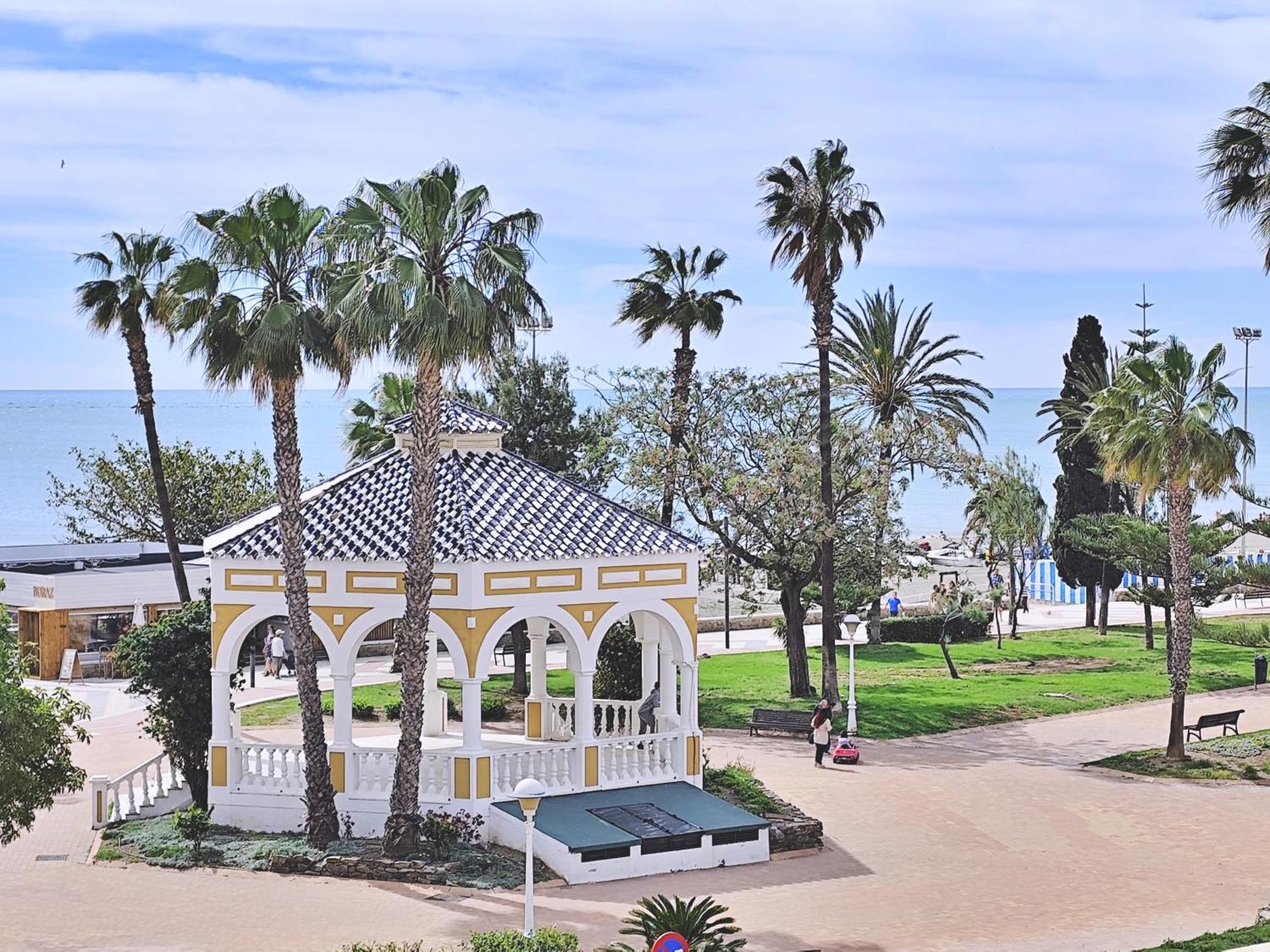 Apartamento El Nido Torre Del Mar Kültér fotó